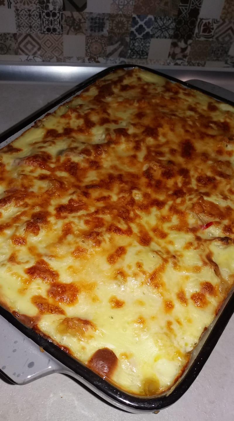 μακαρονοσουφλέ-με-ριγκατόνι-και-μπεσαμέλ-συνταγή- μακαρονοσουφλέ-με-ριγκατόνι-και-μπεσαμέλ-συνταγή-