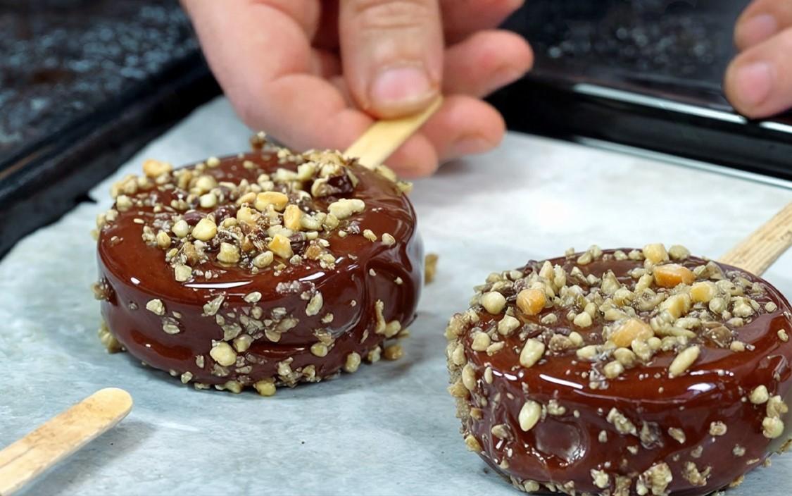 Παγωτίνια-πραλίνας-του-Παναγιώτη Παπαδάκη-συνταγή- Παγωτίνια-πραλίνας-του-Παναγιώτη Παπαδάκη-συνταγή-