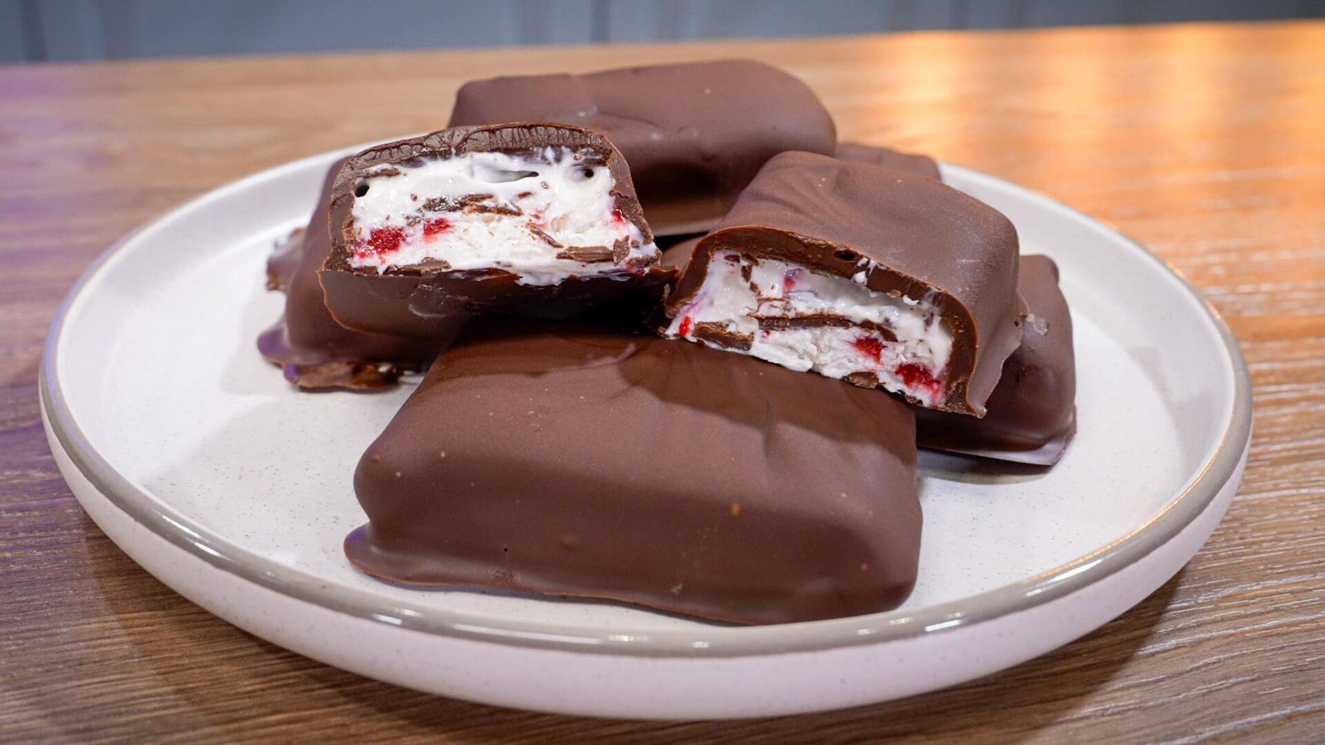 παγωτίνια-χωρίς ζάχαρη-με-φράουλες-συνταγή- παγωτίνια-χωρίς ζάχαρη-με-φράουλες-συνταγή-