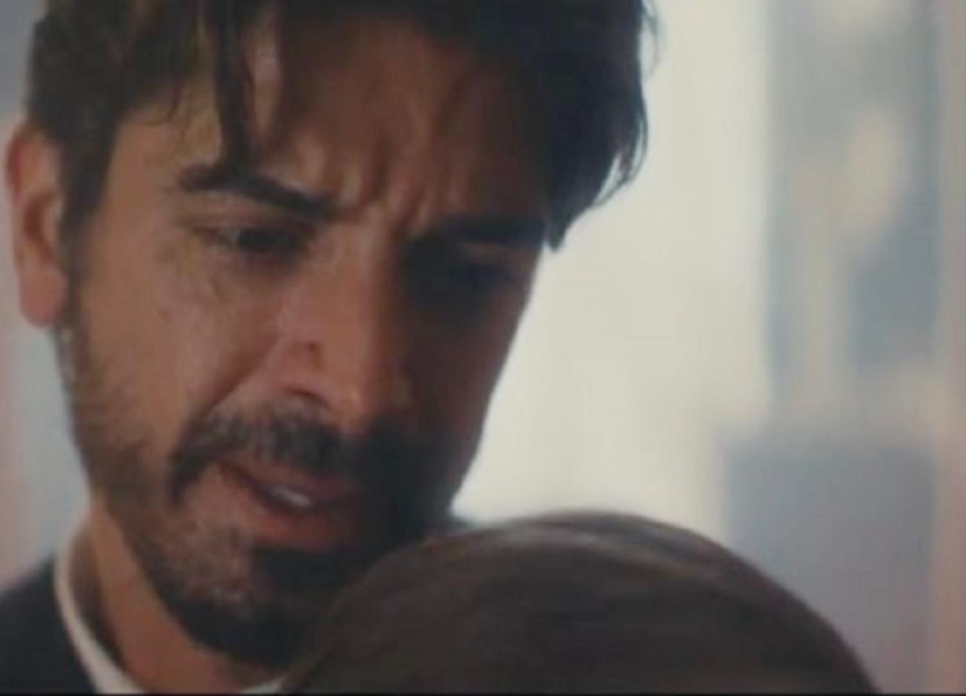 Άγιος Έρωτας: Της φέρεται κακοποιητικά και δυστυχεί στο πλευρό του