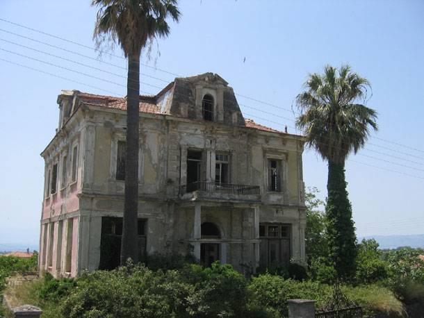 Οι-θρύλοι-πίσω-από-το-στοιχειωμένο-σπίτι-του-Πηλίου Οι-θρύλοι-πίσω-από-το-στοιχειωμένο-σπίτι-του-Πηλίου