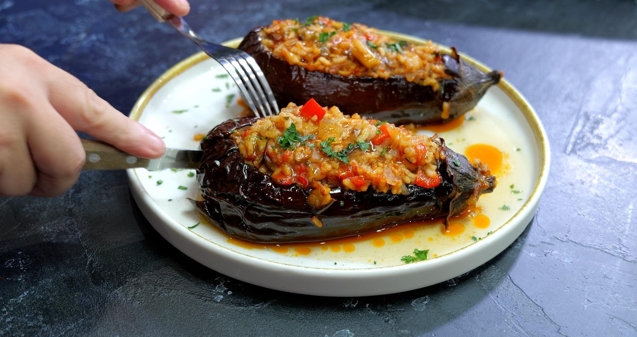 Vegan μεσημεριανό-Γεμιστές μελιτζάνες-συνταγή- Vegan μεσημεριανό-Γεμιστές μελιτζάνες-συνταγή-