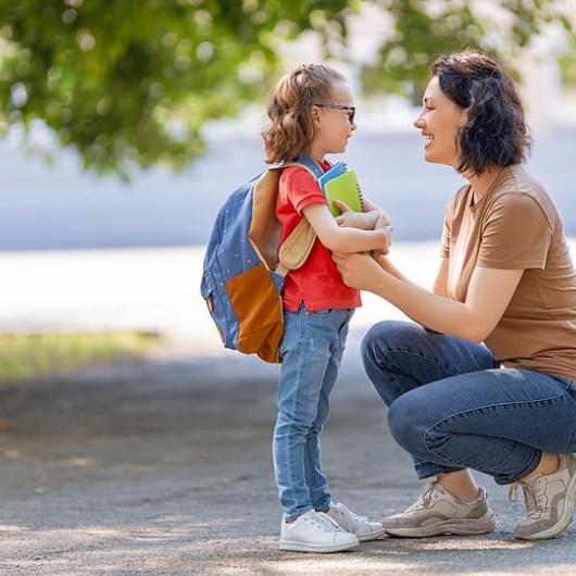 Back to school 2024-λάθη-που-κάνουν-οι-γονείς-την-πρώτη μέρα-στο-σχολείο- Back to school 2024-λάθη-που-κάνουν-οι-γονείς-την-πρώτη μέρα-στο-σχολείο-