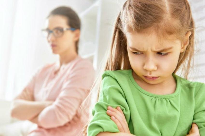 το-παιδί-δεν-συμπαθεί-τη-νέα δασκάλα-συμβουλές- το-παιδί-δεν-συμπαθεί-τη-νέα δασκάλα-συμβουλές-