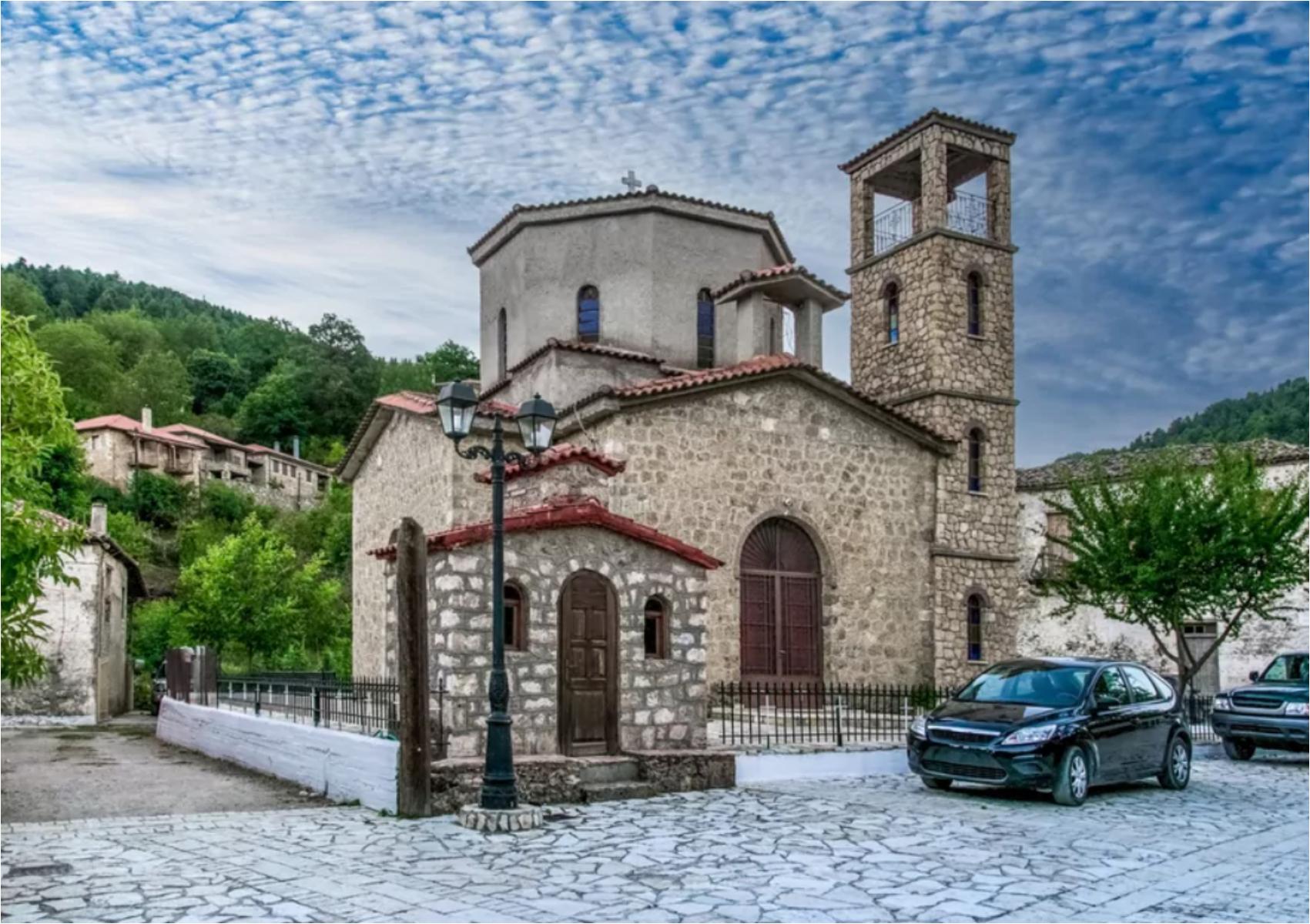 Ζαρούχλα: Φθινοπωρινή απόδραση στο ελατοσκέπαστο χωριό της ορεινής Αχαΐας