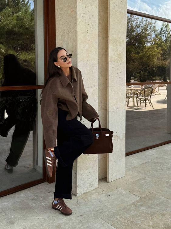 καφέ τσάντες-τάσεις-στις-τσάντες-και-στα-τσαντάκια-Φθινόπωρο-Χειμώνας 2024-2025-ιδέες- καφέ τσάντες-τάσεις-στις-τσάντες-και-στα-τσαντάκια-Φθινόπωρο-Χειμώνας 2024-2025-ιδέες-