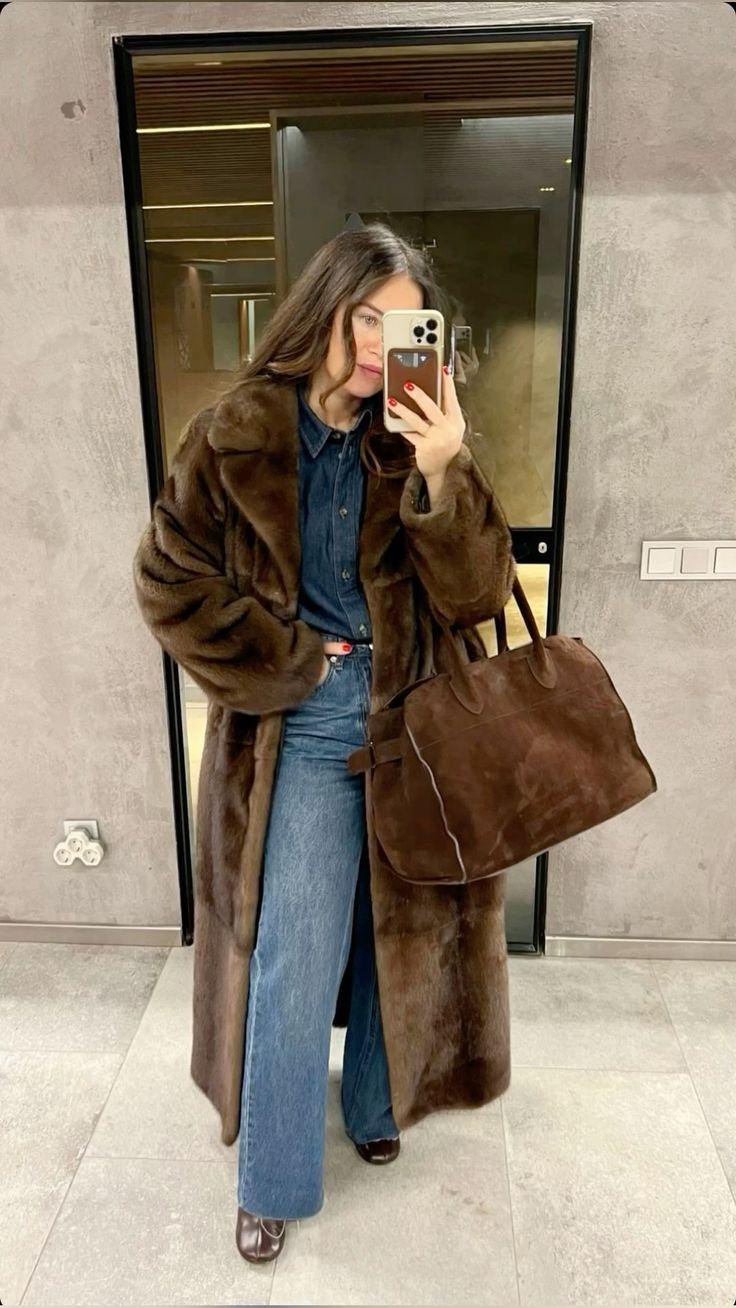 καστόρινες τσάντες-τάσεις-στις-τσάντες-και-στα-τσαντάκια-Φθινόπωρο-Χειμώνας 2024-2025-ιδέες- καστόρινες τσάντες-τάσεις-στις-τσάντες-και-στα-τσαντάκια-Φθινόπωρο-Χειμώνας 2024-2025-ιδέες-