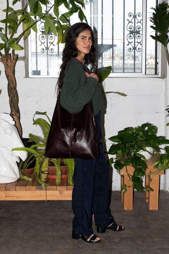 τσάντες-με-ενιαίο λουρί-τάσεις-στις-τσάντες-και-στα-τσαντάκια-Φθινόπωρο-Χειμώνας 2024-2025-ιδέες- τσάντες-με-ενιαίο λουρί-τάσεις-στις-τσάντες-και-στα-τσαντάκια-Φθινόπωρο-Χειμώνας 2024-2025-ιδέες-