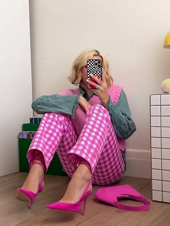 ροζ-καρό-παντελόνι-με-ζιβάγκο-ιδέες- ροζ-καρό-παντελόνι-με-ζιβάγκο-ιδέες-