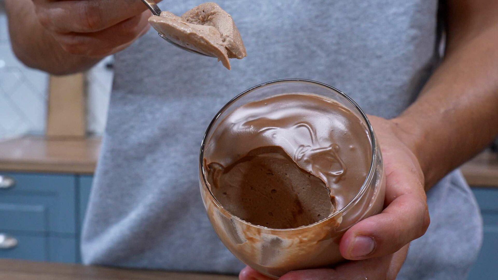 Κρέμα-σοκολάτας-χωρίς ζάχαρη-με-2 υλικά-συνταγή- Κρέμα-σοκολάτας-χωρίς ζάχαρη-με-2 υλικά-συνταγή-