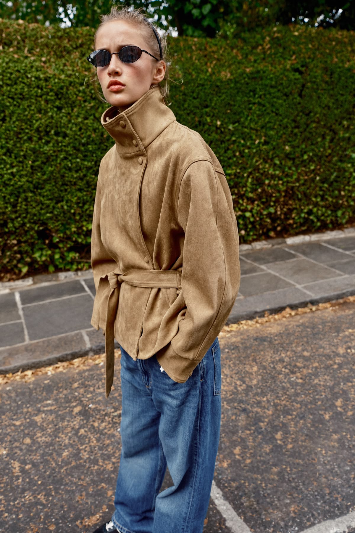 Suede jackets: 15 ιδέες για να συνδυάσεις την απόλυτη τάση του Φετινού Χειμώνα 9 Suede jackets: 14+1ιδέες για να συνδυάσεις την απόλυτη τάση του Φετινού Χειμώνα