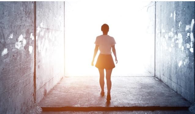 ιστορίες-επιθανάτιας-εμπειρίας- ιστορίες-επιθανάτιας-εμπειρίας-