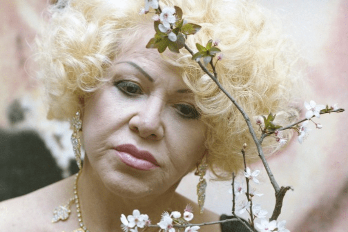 Καίτη Γκρέυ: Κρίσιμη η κατάσταση της – Χωρίς τις αισθήσεις της στο νοσοκομείο