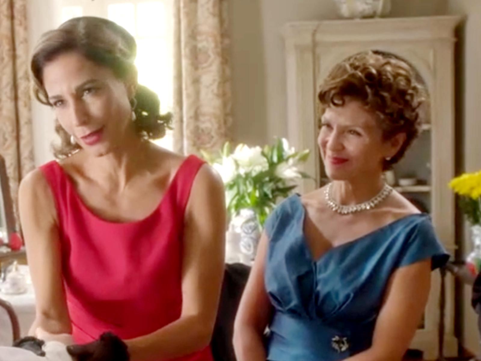 Άγιος Έρωτας-Δανάη Παππά-Κατερίνα Παπουτσάκη-φωτογραφία-μαζί-Instagram-