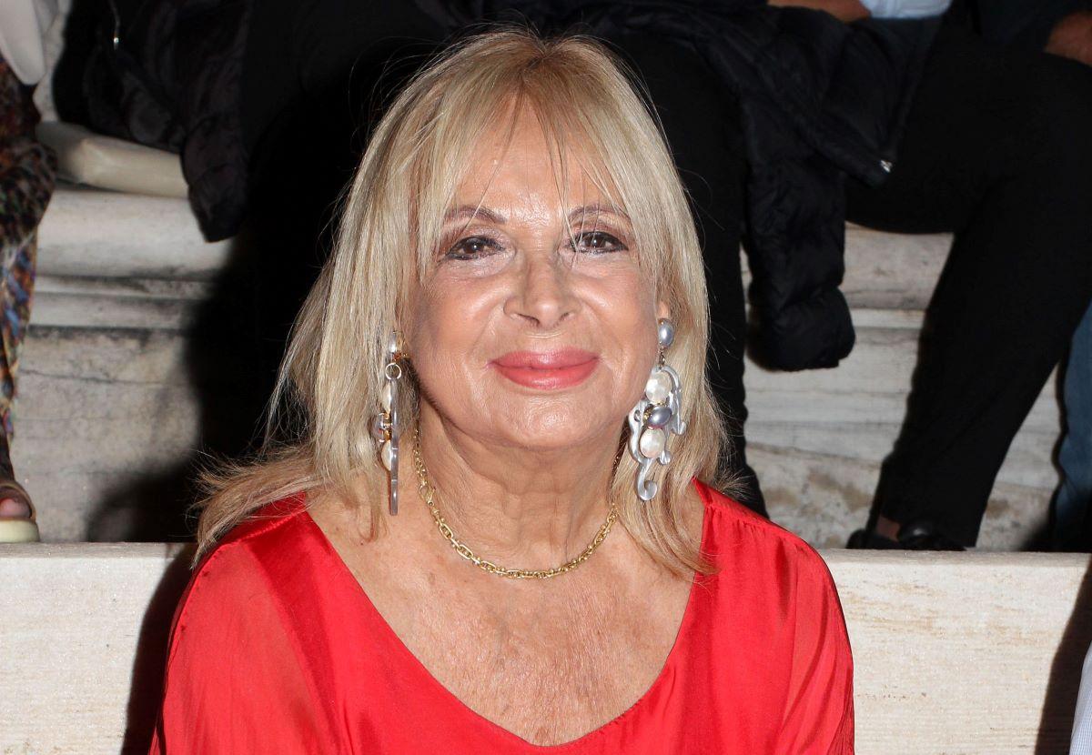 Άννα-Φόνσου- Άννα-Φόνσου-