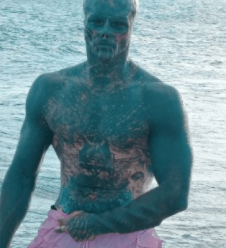 άντρας-από-την-Γαλλία-θέλει-να-μοιάσει-σε-εξωγήινο- άντρας-από-την-Γαλλία-θέλει-να-μοιάσει-σε-εξωγήινο-