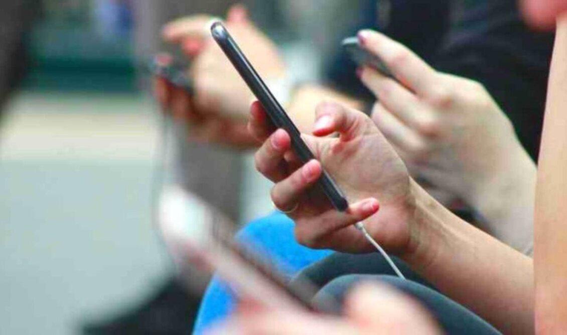 πρώτοι-οι-έφηβοι-στην-Ελλάδα-στα-φρουτάκια- πρώτοι-οι-έφηβοι-στην-Ελλάδα-στα-φρουτάκια-