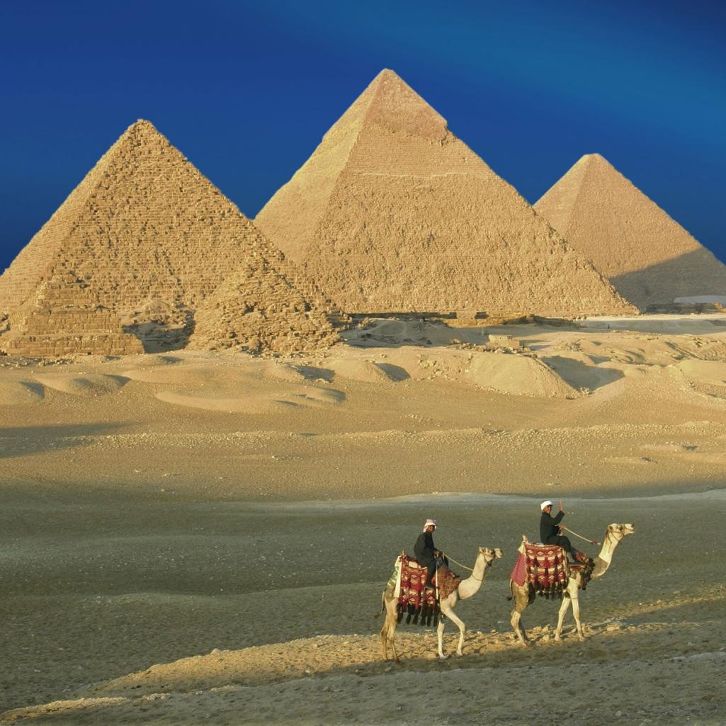 Πυραμίδες-άγνωστες-ιστορίες-