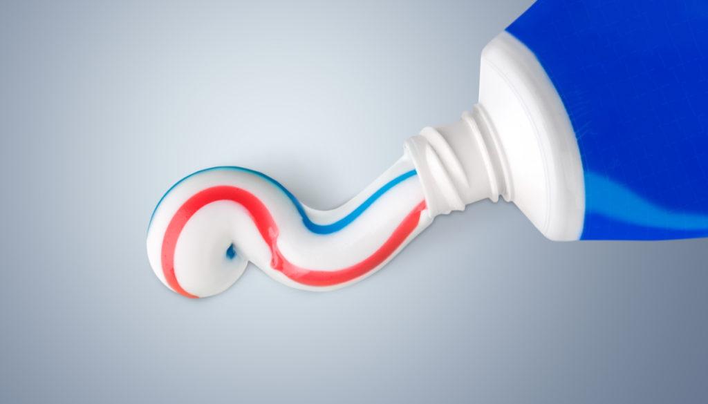 Οδοντόκρεμα-και-λευκό-κρασί-για-τα-πιο-δύσκολα-σημεία-καθαρισμού-στο-σπίτι Οδοντόκρεμα-και-λευκό-κρασί-για-τα-πιο-δύσκολα-σημεία-καθαρισμού-στο-σπίτι