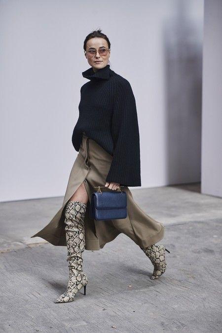 μπότες-over the knee-σε-snake print-ιδέες- μπότες-over the knee-σε-snake print-ιδέες-