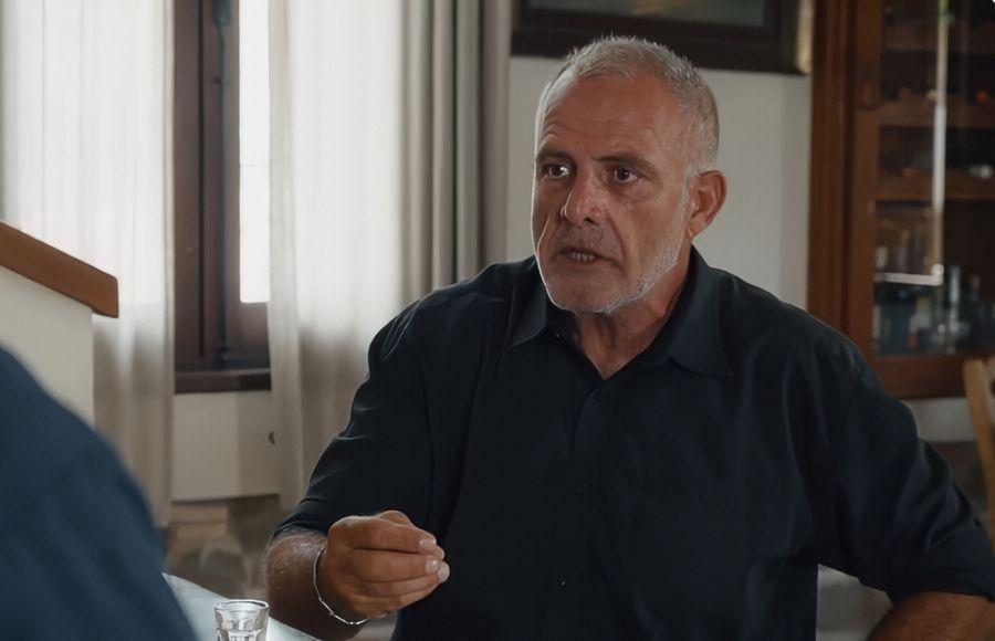 Η Γη της Ελιάς: O Στάθης μαθαίνει τα δυσάρεστα νέα για τον Στέφανο