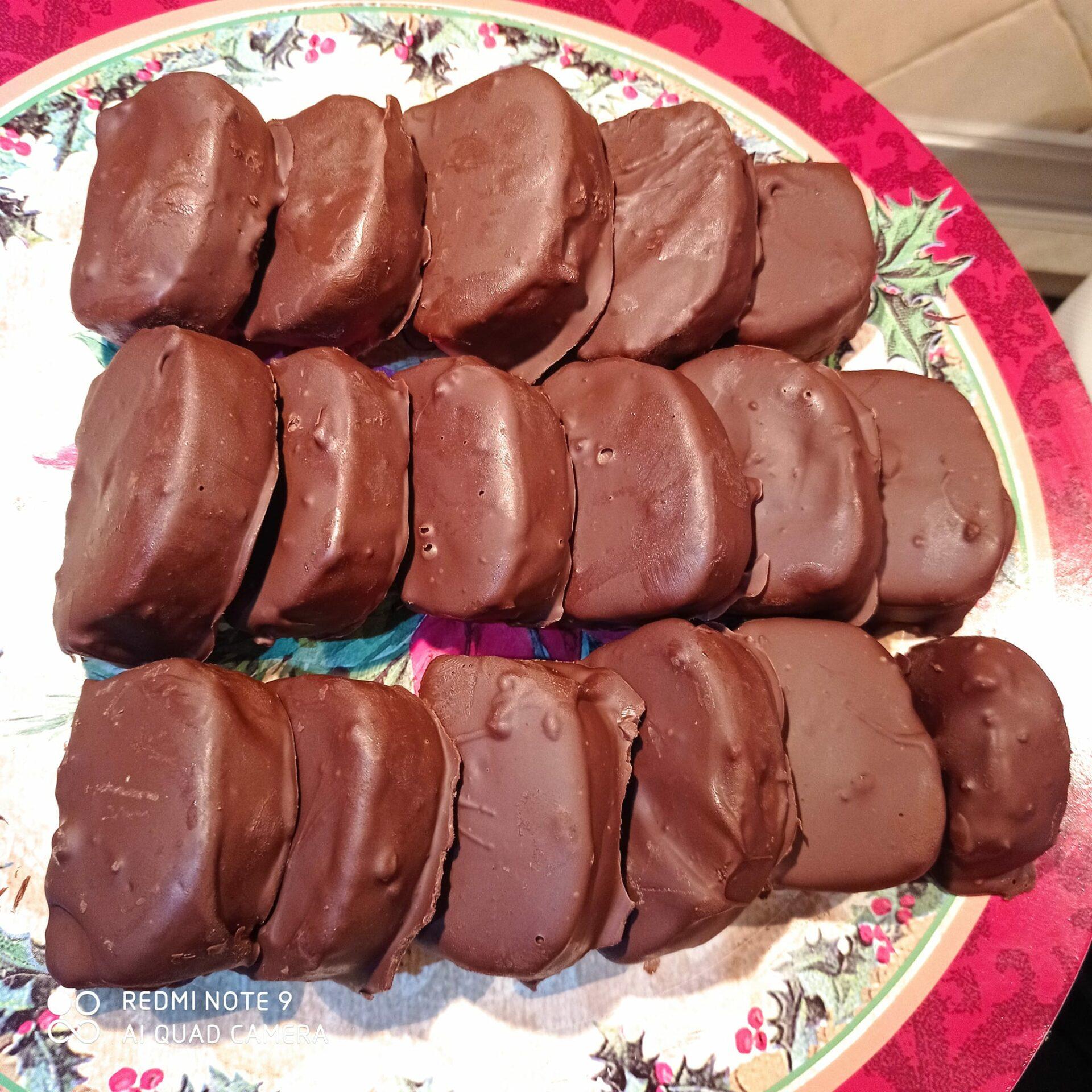 χριστουγεννιάτικες-καριόκες-συνταγή- χριστουγεννιάτικες-καριόκες-συνταγή-