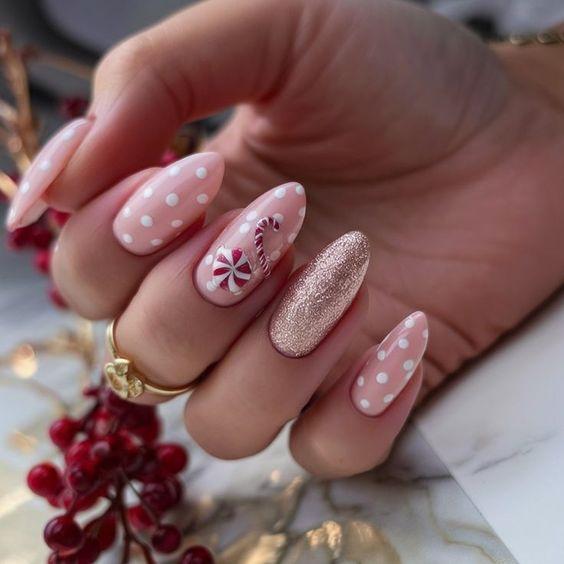 χριστουγεννιάτικο-μανικιούρ-με-γλυκά-χριστουγεννιάτικες τάσεις-στα-νύχια-ιδέες- χριστουγεννιάτικο-μανικιούρ-με-γλυκά-χριστουγεννιάτικες τάσεις-στα-νύχια-ιδέες-