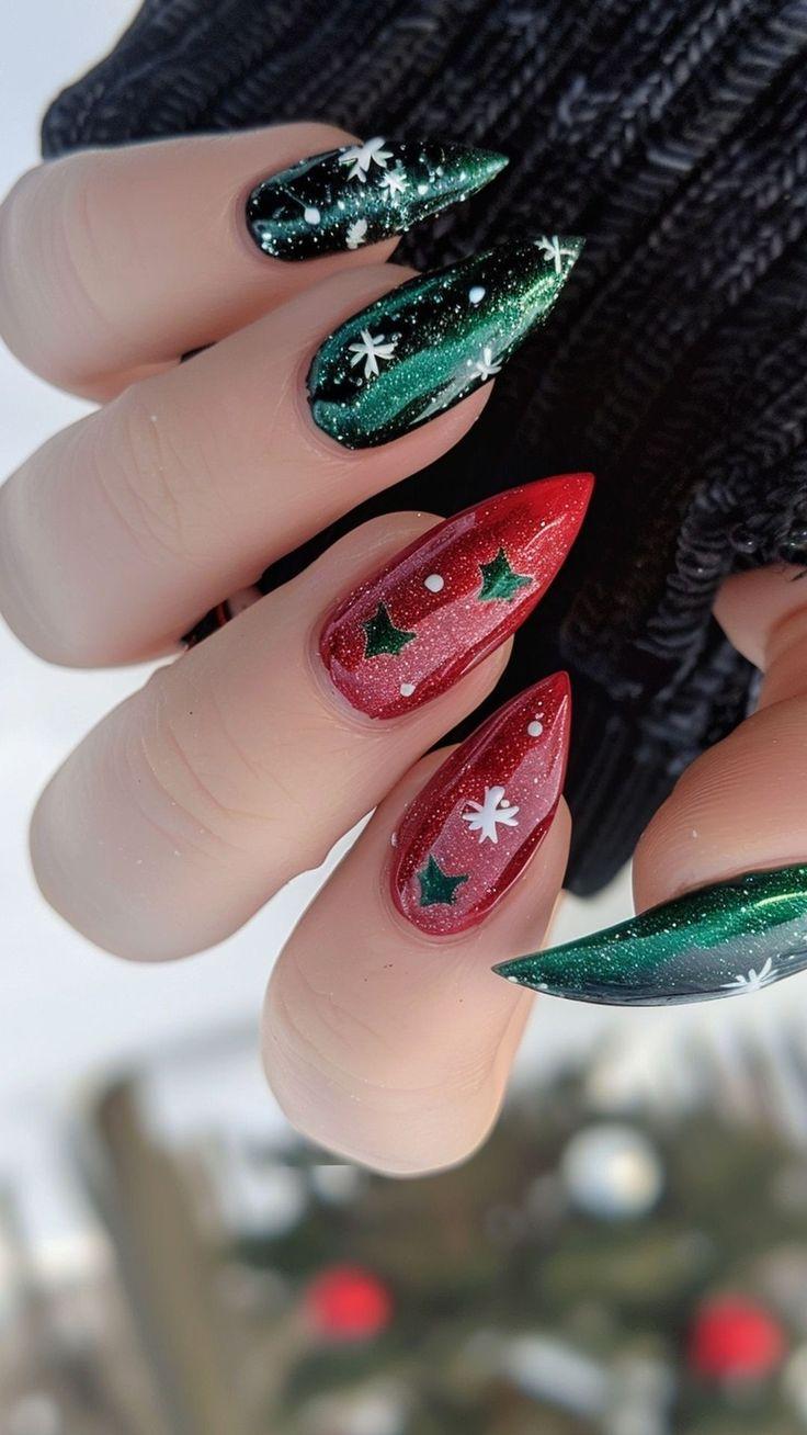 χριστουγεννιάτικο-μανικιούρ-σε-κόκκινο-και-πράσινο-χριστουγεννιάτικες τάσεις-στα-νύχια-ιδέες- χριστουγεννιάτικο-μανικιούρ-σε-κόκκινο-και-πράσινο-χριστουγεννιάτικες τάσεις-στα-νύχια-ιδέες-