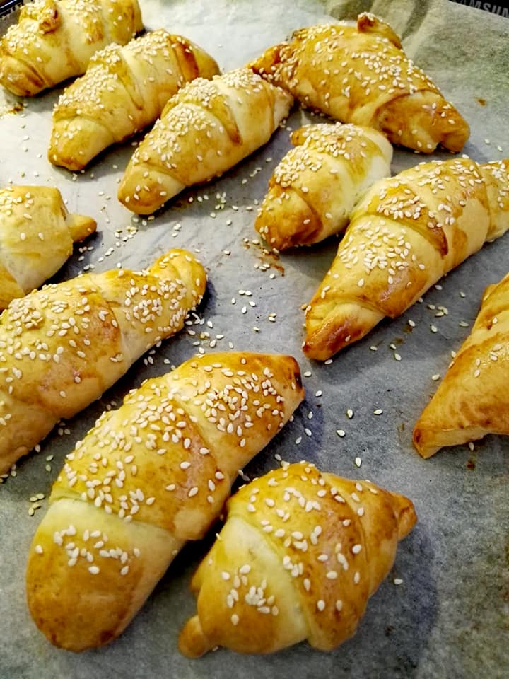 κρουασάν-πίτσα-για-το-σχολείο-συνταγή- κρουασάν-πίτσα-για-το-σχολείο-συνταγή-