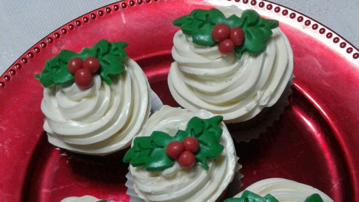 Βουτυρόκρεμα για Χριστουγεννιάτικα cupcakes