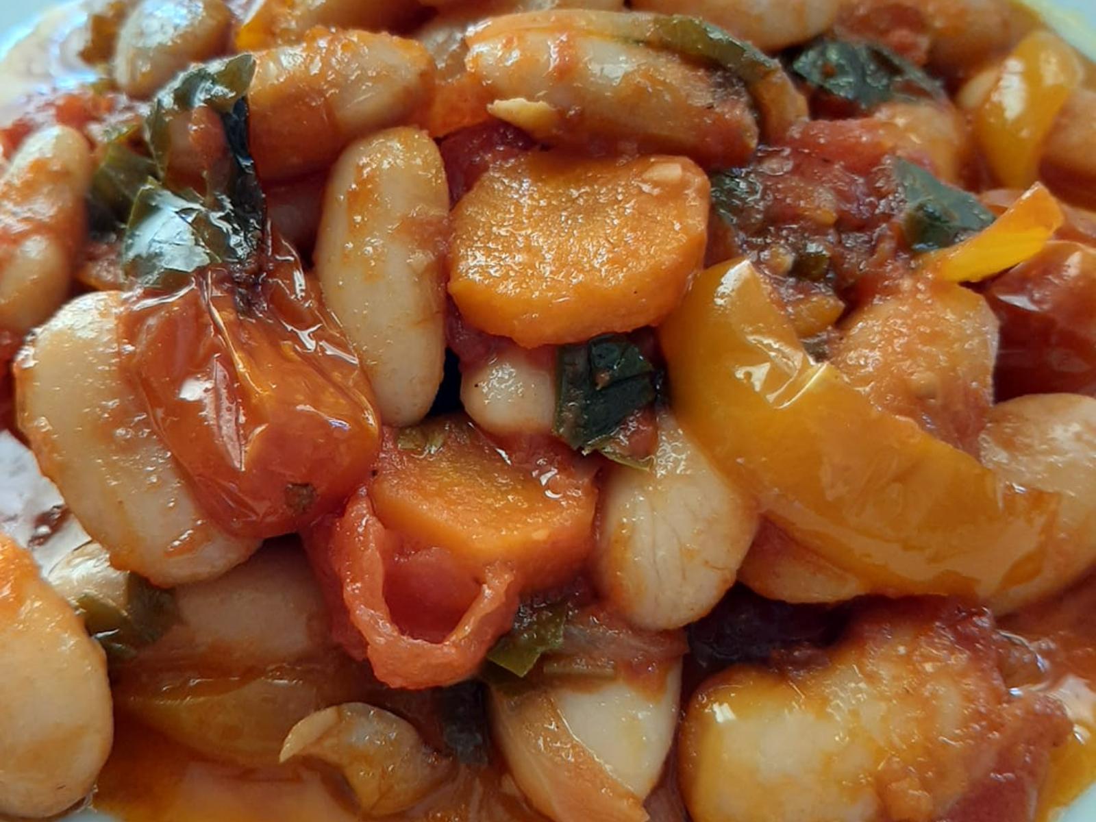 Γίγαντες στο πήλινο με λαχανικά