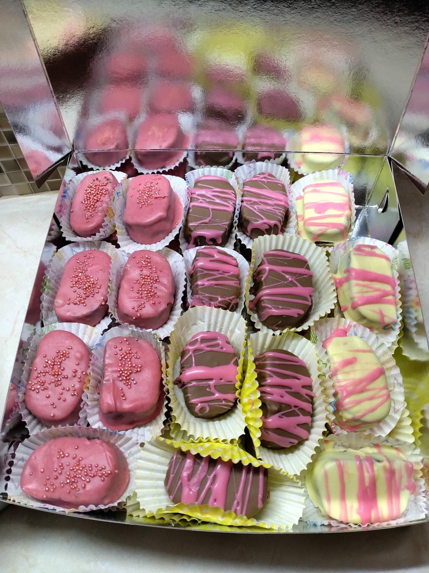 πολύχρωμες-καριόκες-για-βάφτιση-συνταγή- πολύχρωμες-καριόκες-για-βάφτιση-συνταγή-