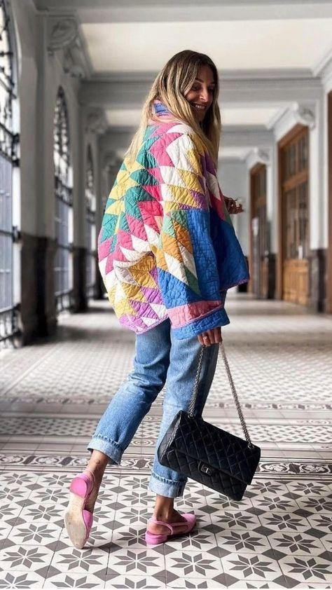 καπιτονέ-μπουφάν-με-πολύχρωμα σχέδια-και-cuffed jean-ιδέες- καπιτονέ-μπουφάν-με-πολύχρωμα σχέδια-και-cuffed jean-ιδέες-