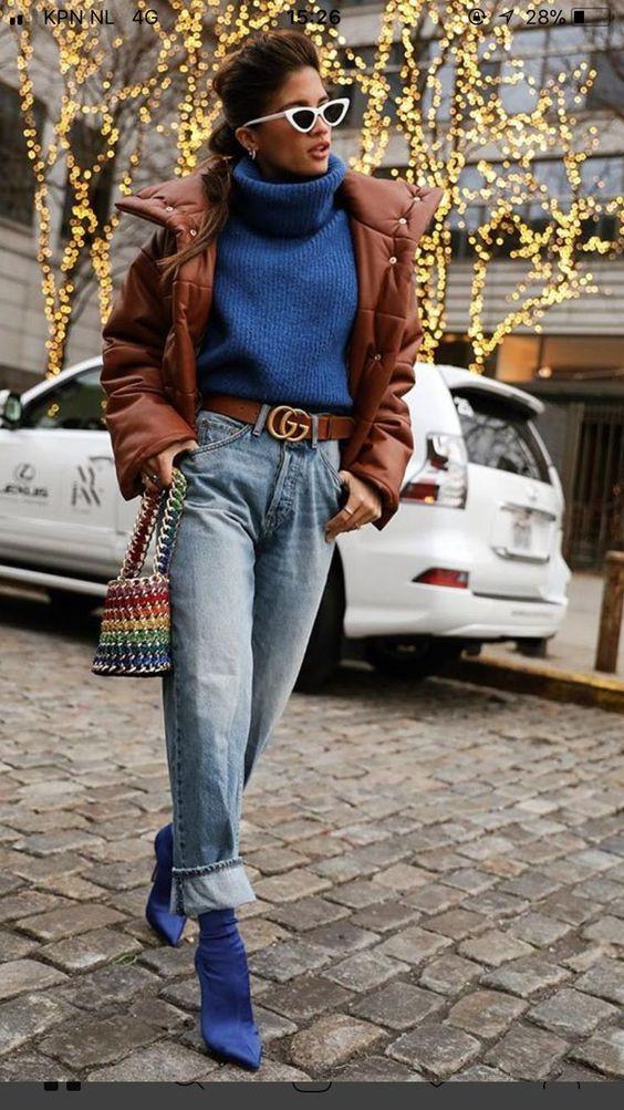 jean-με-μπλε πουλόβερ-και-καφέ-φουσκωτό μπουφάν-ιδέες- jean-με-μπλε πουλόβερ-και-καφέ-φουσκωτό μπουφάν-ιδέες-