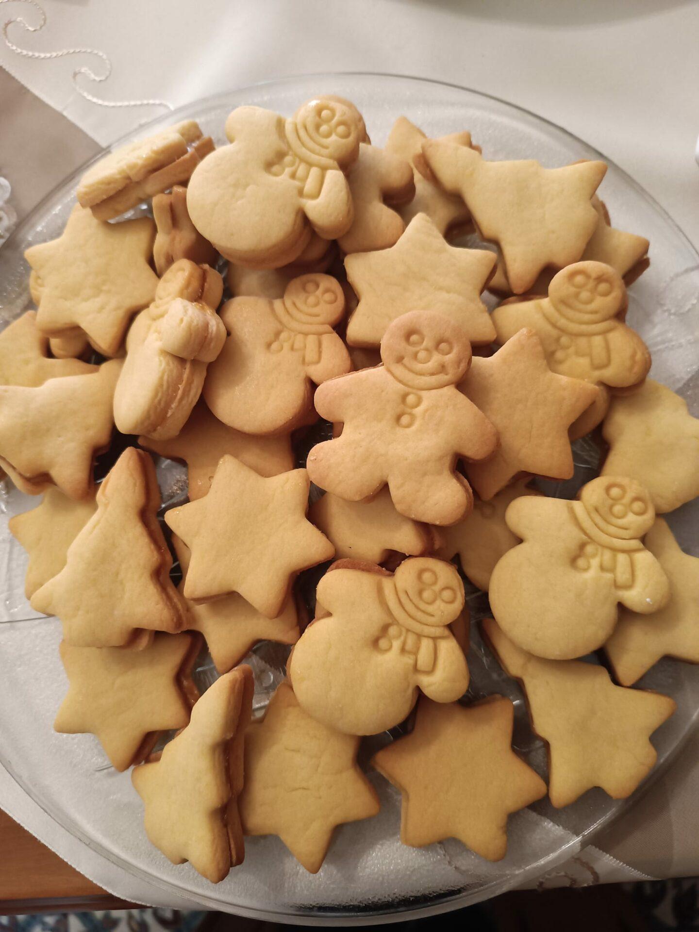 χριστουγεννιάτικα-μπισκότα βουτύρου-συνταγή- χριστουγεννιάτικα-μπισκότα βουτύρου-συνταγή-