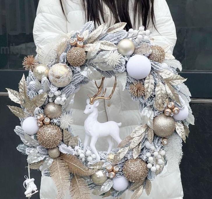 χριστουγεννιάτικα στεφάνια-σε-μεταλλικά-χρώματα-ιδέες- χριστουγεννιάτικα στεφάνια-σε-μεταλλικά-χρώματα-ιδέες-