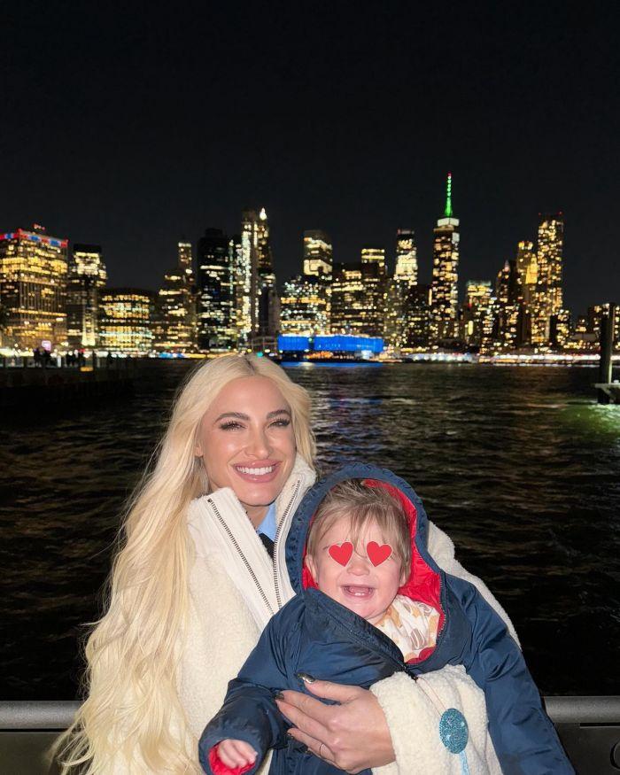 Ιωάννα Τούνη-Χριστούγεννα- Ιωάννα Τούνη-Χριστούγεννα-