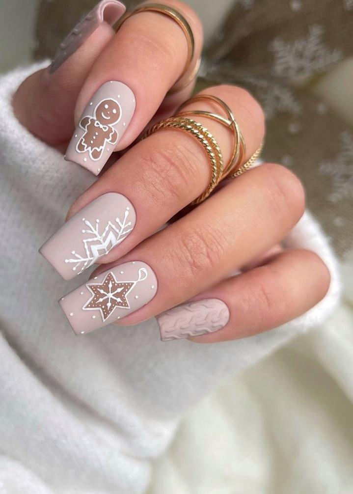 μπεζ-nude νύχια-με-gingerbread cookies-ιδέες- μπεζ-nude νύχια-με-gingerbread cookies-ιδέες-