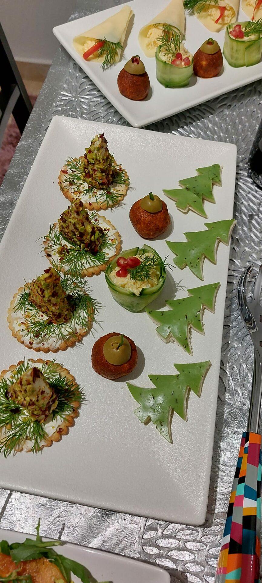 χριστουγεννιάτικα δεντράκια-σε-κράκερς-συνταγή- χριστουγεννιάτικα δεντράκια-σε-κράκερς-συνταγή-