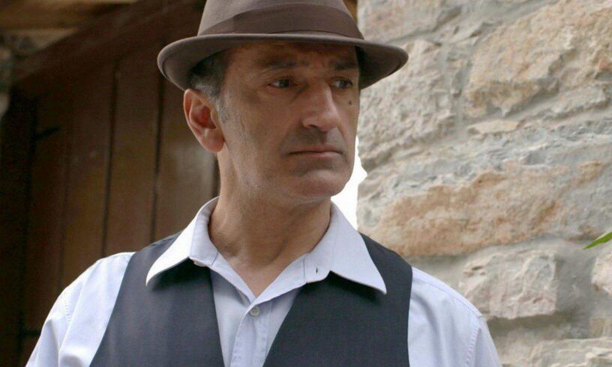 Ηλέκτρα: Σκοτώνουν τη Μυρσίνη