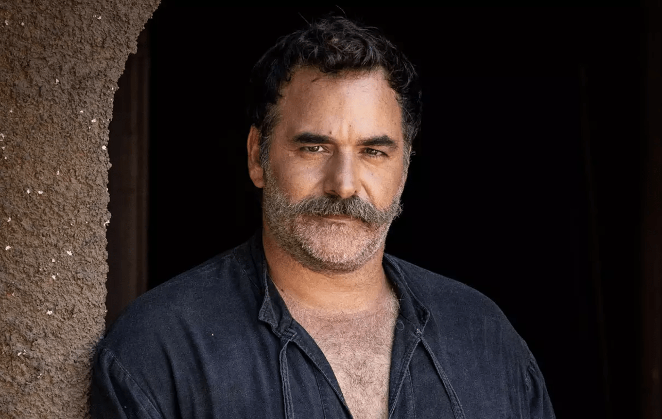 Η Μάγισσα: Η Λεώνη παρατάει τον Μήτρο και αυτός καταστρέφεται