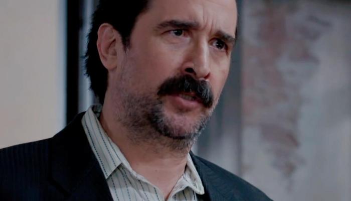 Grand Hotel : Ο Χαραλάμπης μαθαίνει το κακό που έκανε ο Βλάσσης στην Πελαγία