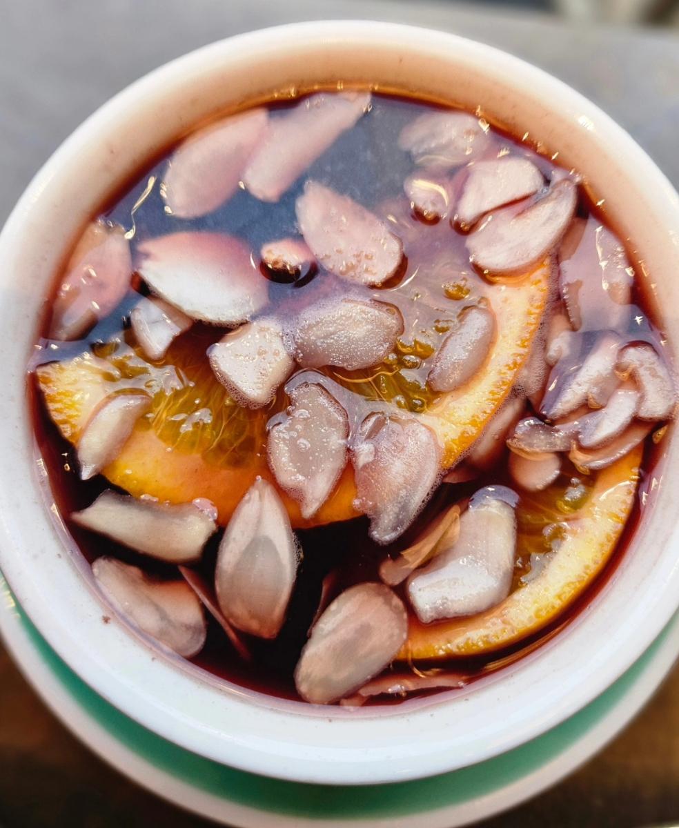 Glogg-Χριστουγεννιάτικο-γλυκό κρασί-συνταγή- Glogg-Χριστουγεννιάτικο-γλυκό κρασί-συνταγή-