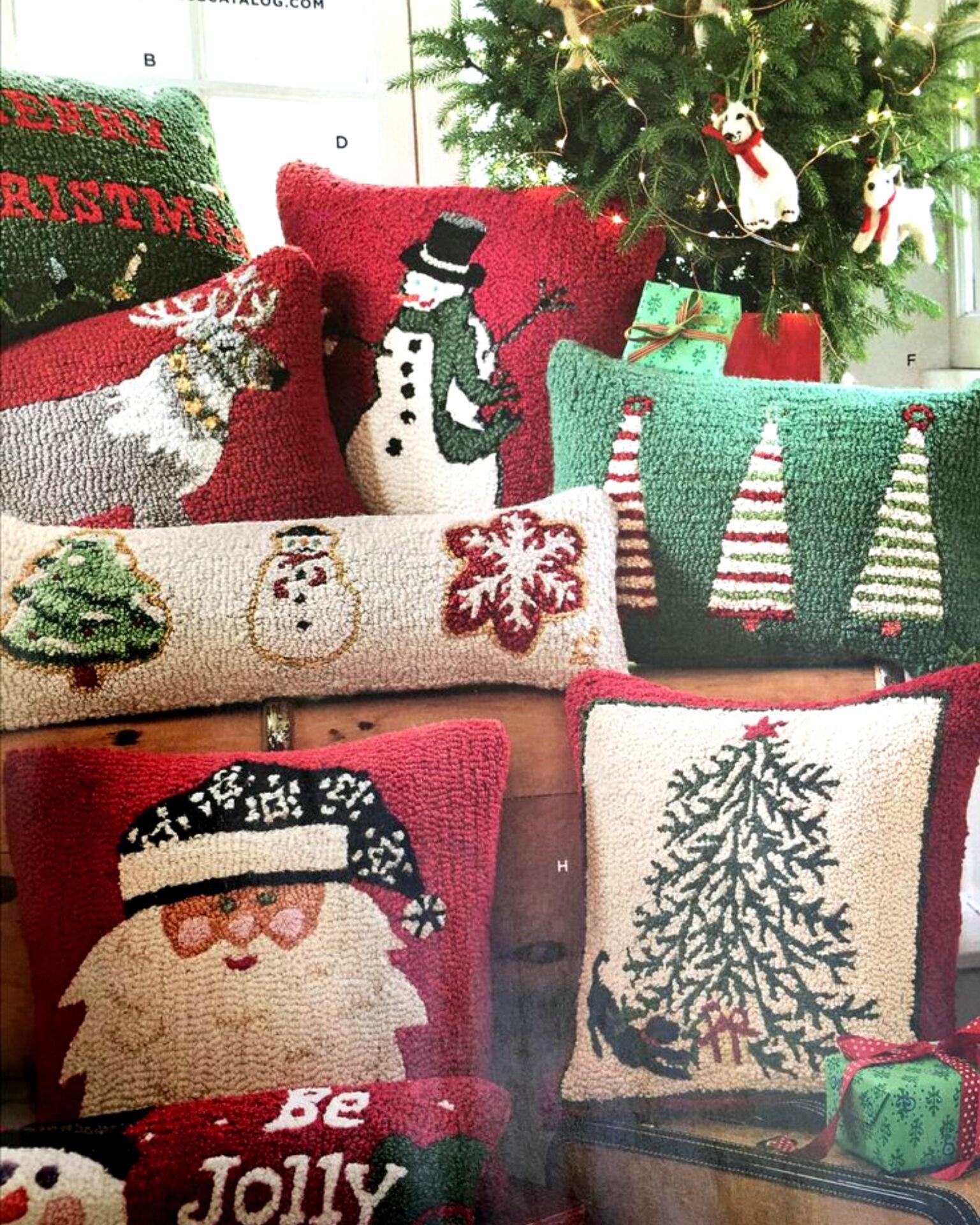 Χριστούγεννα-2024-Μάλλινα-μαξιλάρια-διακόσμηση-ιδέες Χριστούγεννα-2024-Μάλλινα-μαξιλάρια-διακόσμηση-ιδέες