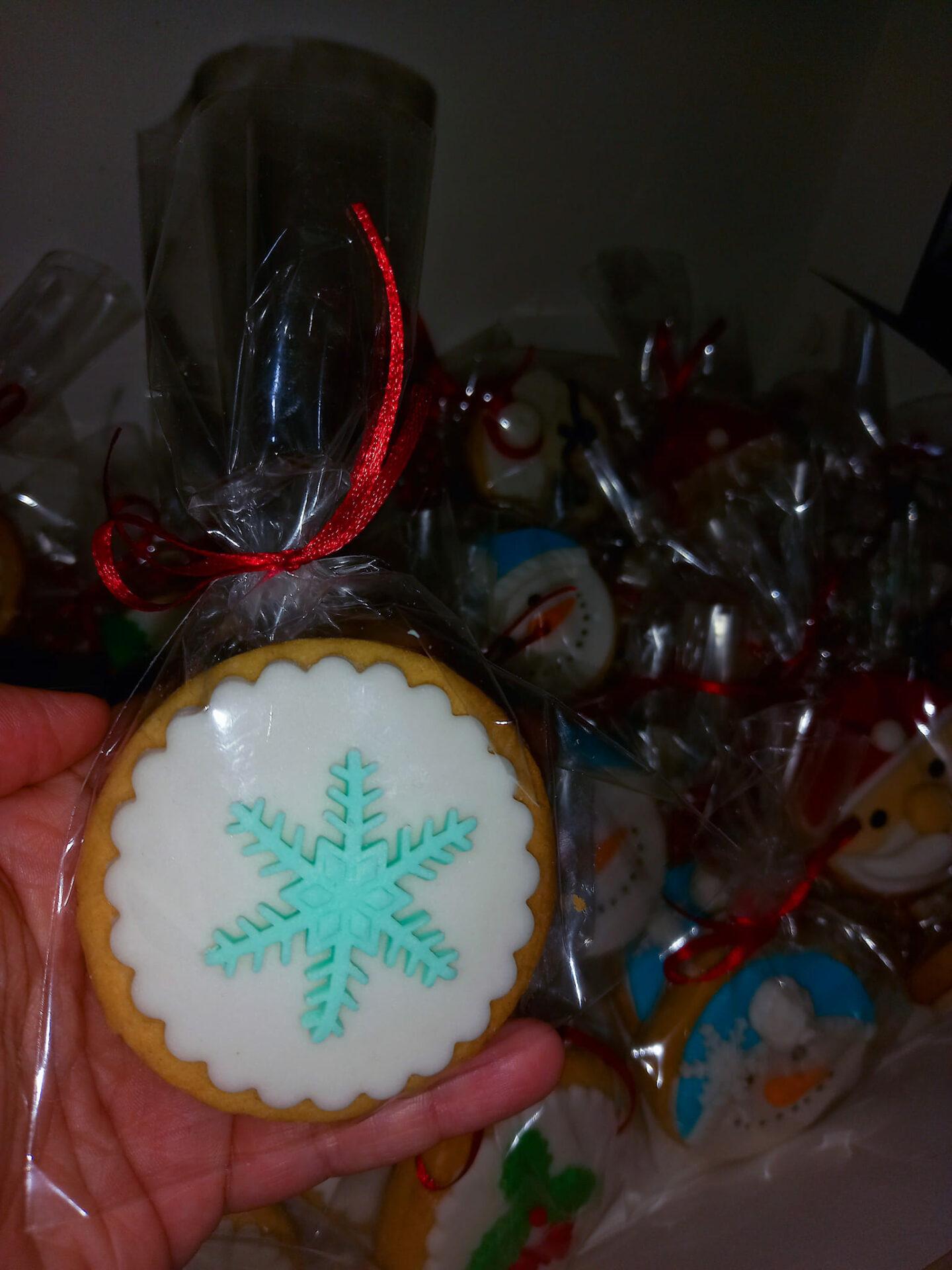 Χριστουγεννιάτικα-μπισκότα-με ζαχαρόπαστα-συνταγή- Χριστουγεννιάτικα-μπισκότα-με ζαχαρόπαστα-συνταγή-