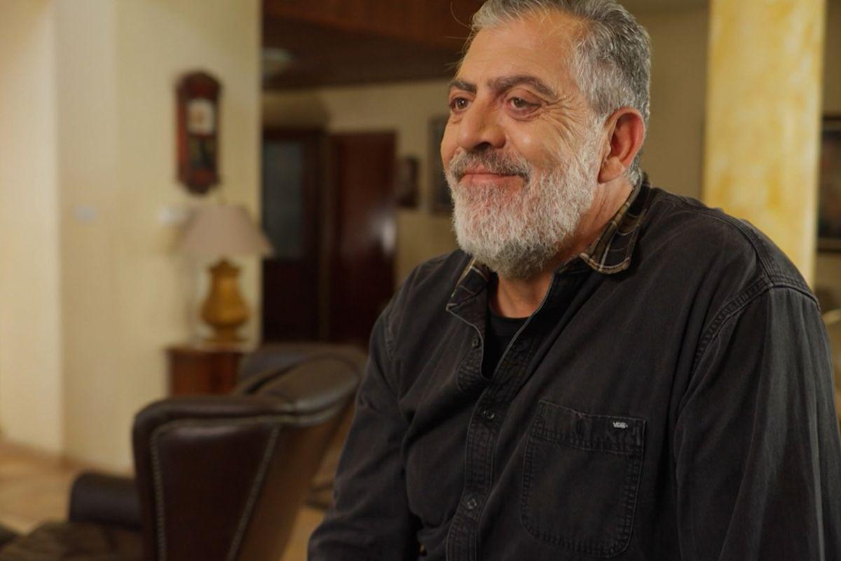 Η Γη της Ελιάς : Δημοσθένης και Ζωή κάνουν κρυφή σχέση