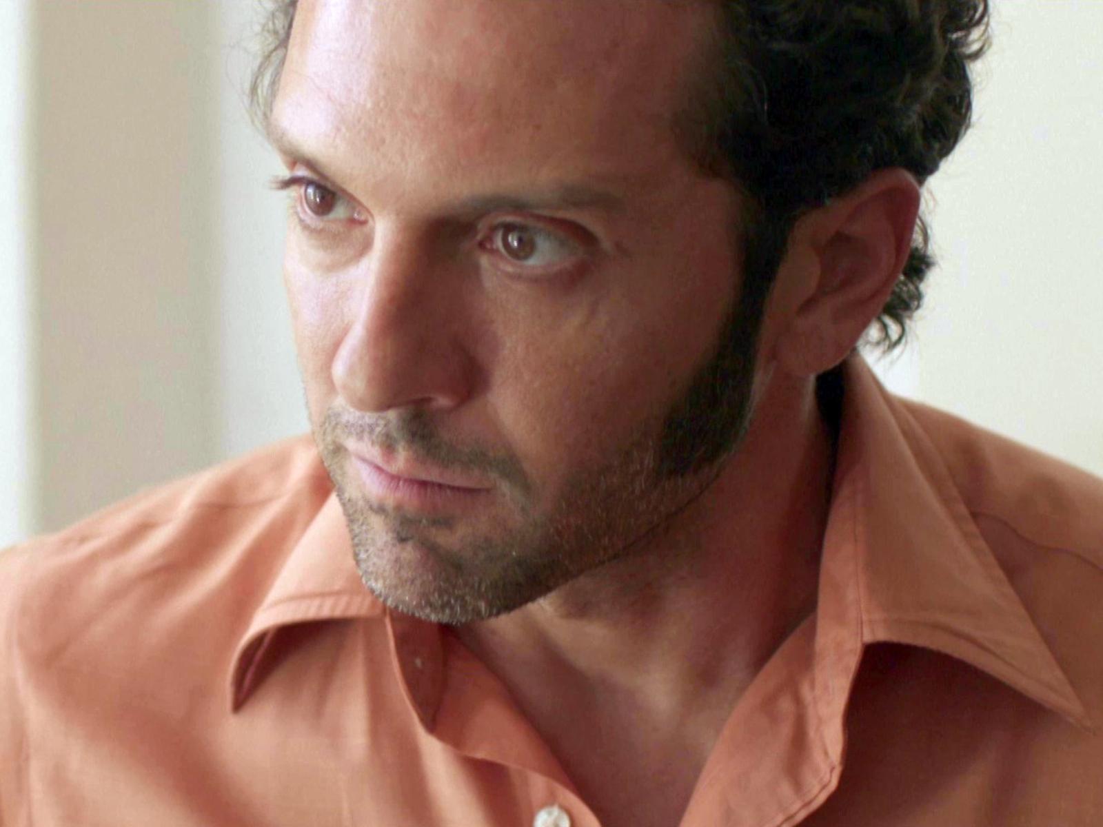 Η Παραλία-Χάρης- Η Παραλία-Χάρης-