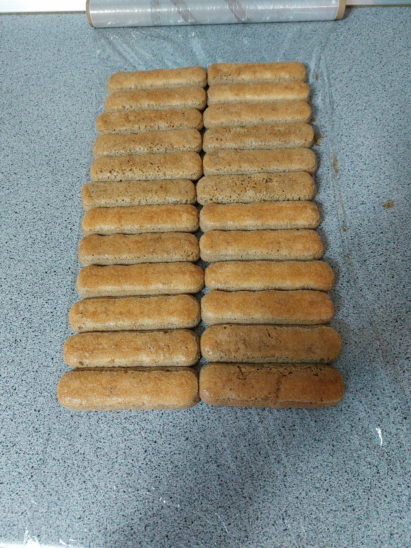 χριστουγεννιάτικος-κορμός-με-σαβαγιάρ-συνταγή- χριστουγεννιάτικος-κορμός-με-σαβαγιάρ-συνταγή-