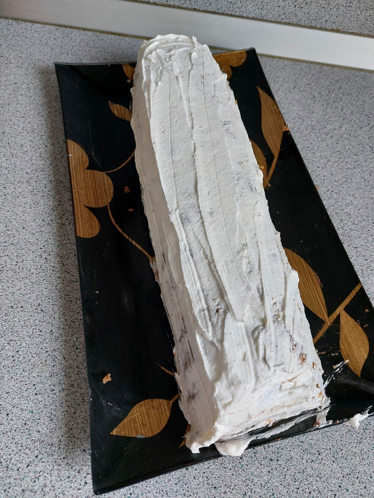 χριστουγεννιάτικος-κορμός-με-σαβαγιάρ-συνταγή- χριστουγεννιάτικος-κορμός-με-σαβαγιάρ-συνταγή-