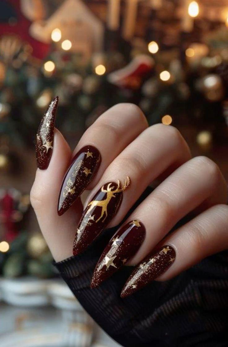 μπορντό-νύχια-με-στρας-και-charms-ιδέες-